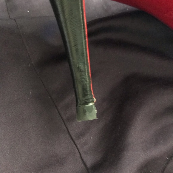 Christian Louboutin Black Lavalliere Bow Pumps - Picture 8 of 8